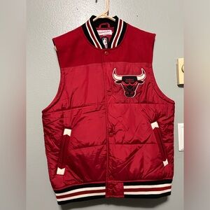 Mitchell Ness Bulls puffer vest